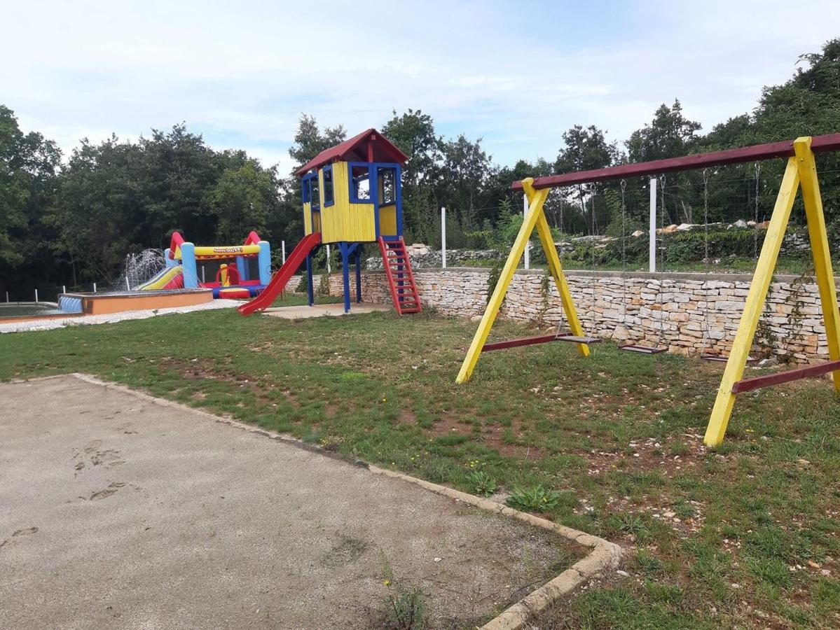 Holiday Park Village Jelovci Kringa Habitación foto