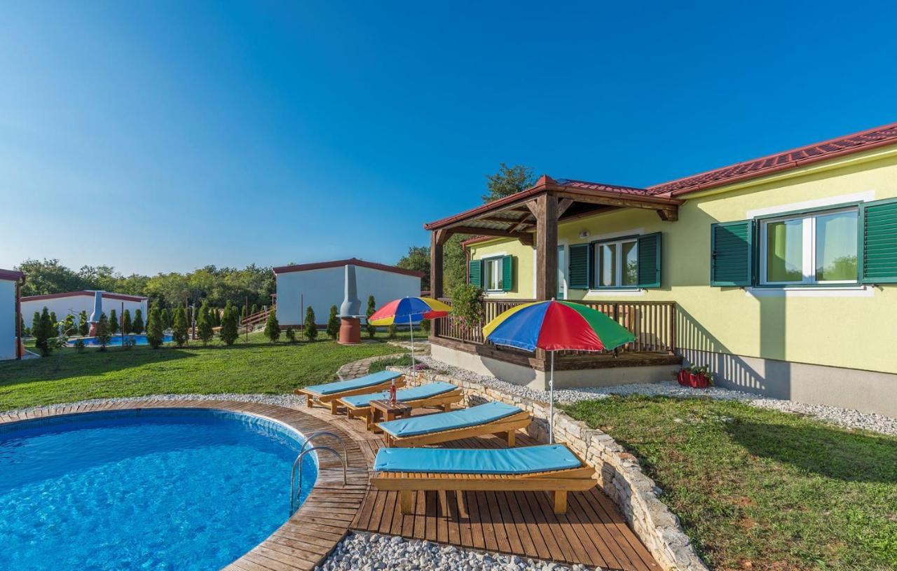 Holiday Park Village Jelovci Kringa Exterior foto